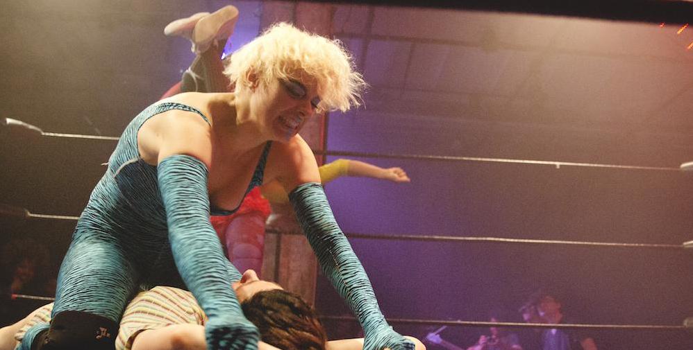 lady wrestling