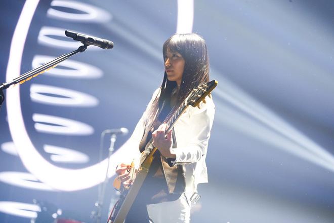 barks_news's tweet photo. 【ライブレポート】miwa25歳、横浜アリーナで大誕生日パーティ | #miwa生誕祭 #miwa25th生誕祭 #miwa | BARKS音楽ニュース http://t.co/4n3H6YvNPM #BARKS http://t.co/oni5NVDShb