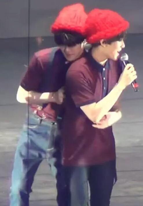 CHjLdTbUEAAJXf1.jpg:large