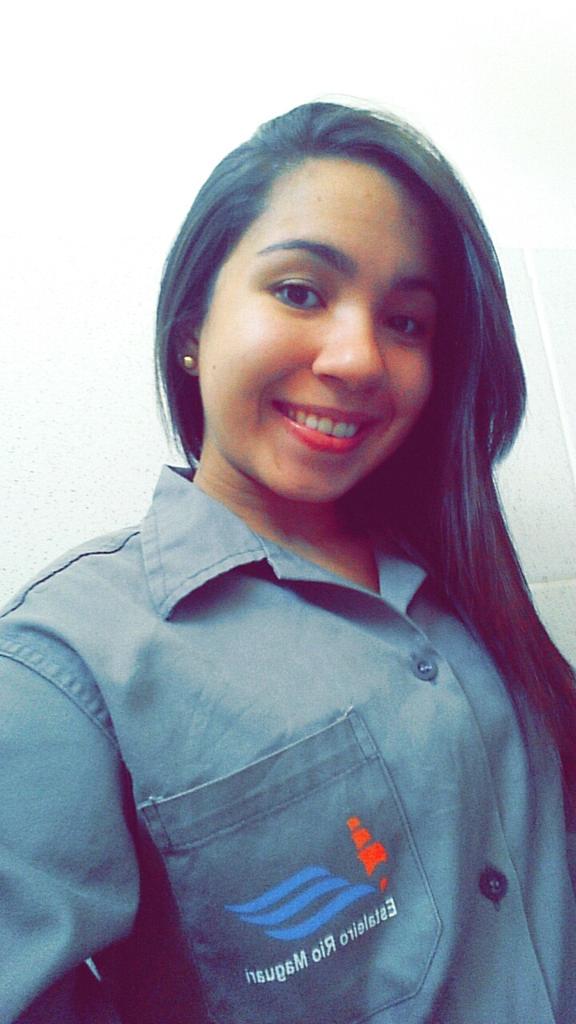 MayraCarool's tweet photo. Bora trabalhar galera que hoje já é segunda!! http://t.co/d8kxbE7VpD