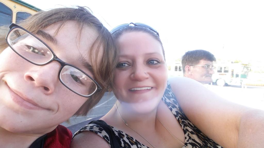 cherryfultz's tweet image. Dollywood having a blast!!