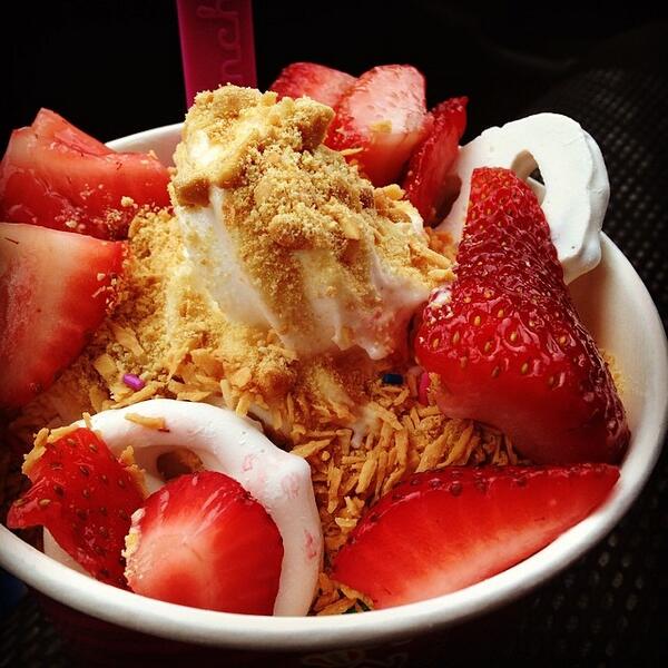 Monday's just got a whole lot sweeter! #Strawberries #healthy