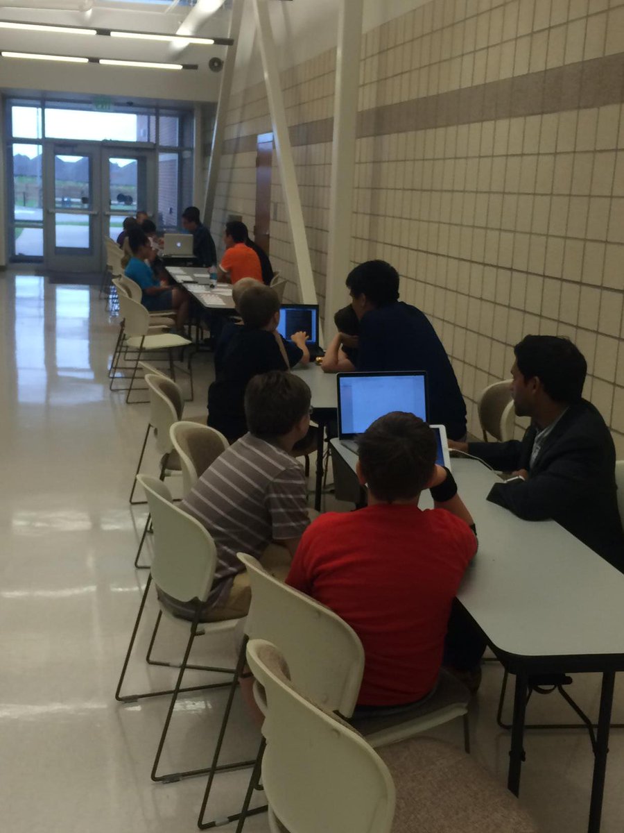 gtaylorcvtc's tweet photo. STEM Camp @ Cowan Campus-Tinker IT working with students http://t.co/FxTXGb7Duy