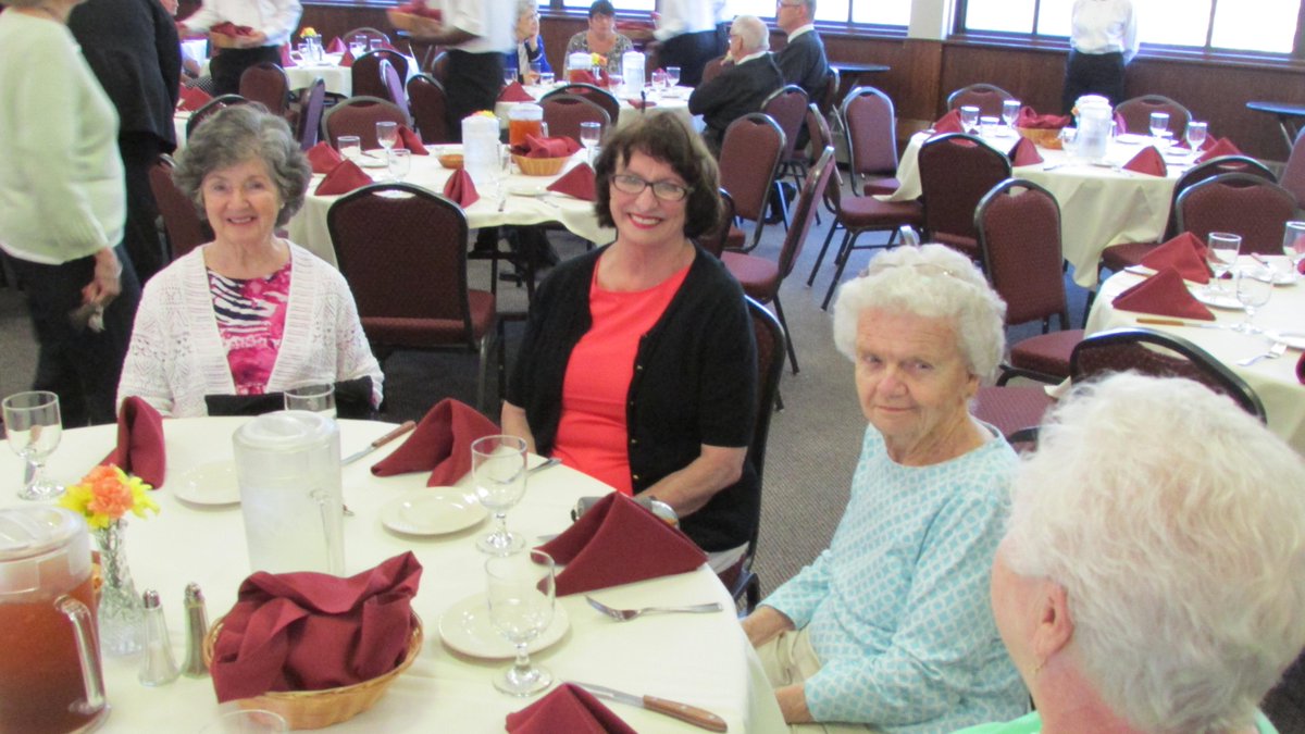 OceanTidesRI's tweet photo. Gala Buffet 2015 http://t.co/85WWCwin8W