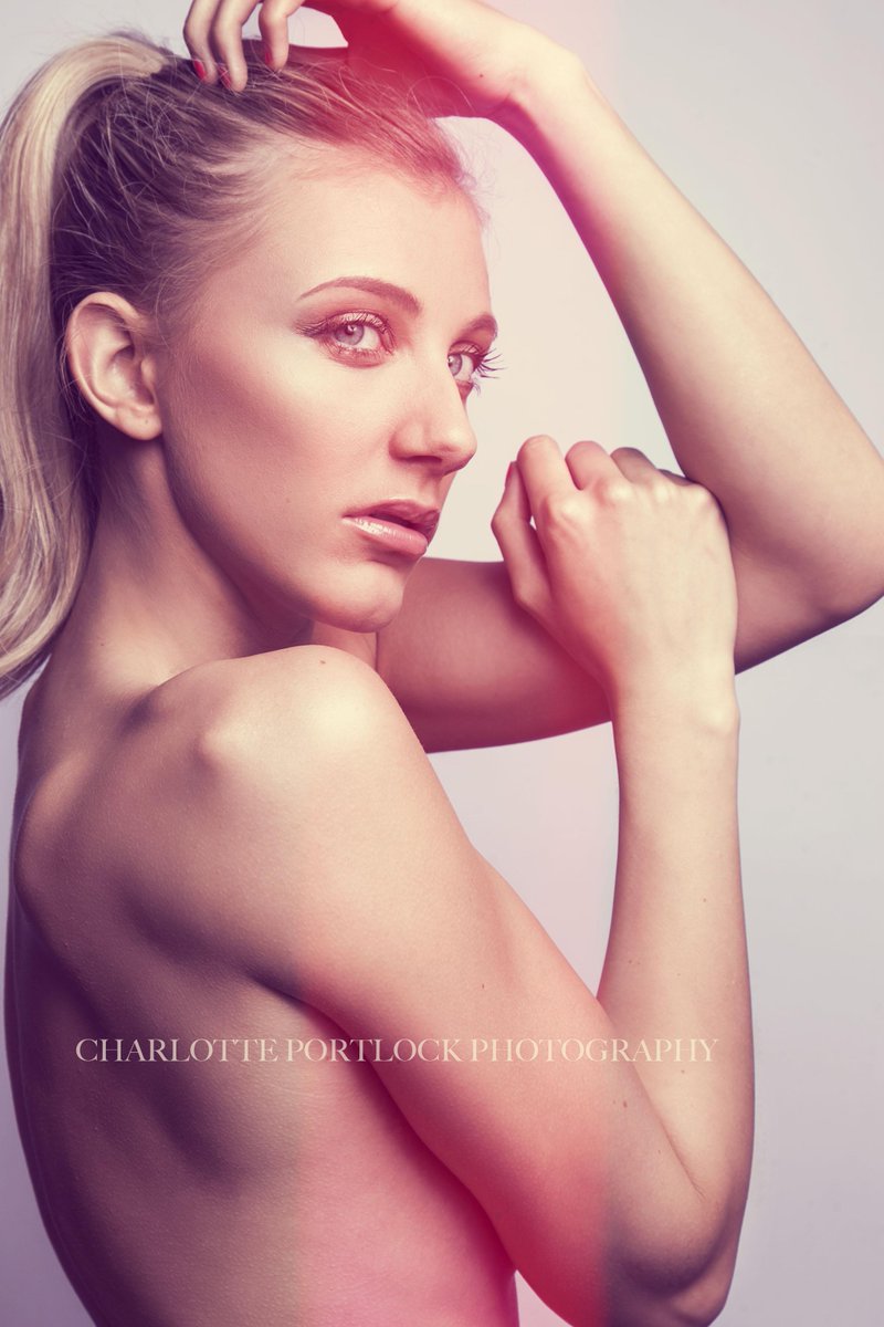 cewilsonphotos's tweet photo. Great shoot with @emilymw94 testing out new kit. Looking to test with agency models &amp; stylists! #fashionphotography http://t.co/SqJJkUakZ9