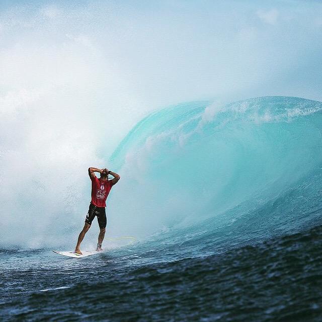 ripcurl_europe's tweet image. #PerfectHeat @RealOwenWright is the 7th surfer to scored a perfect 20/20 in a pro surfing contest. #FijiPro 📷 @wsl