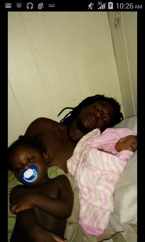 LullOx's tweet photo. Long As mines straight ion GAF http://t.co/jpNWJOdmcv