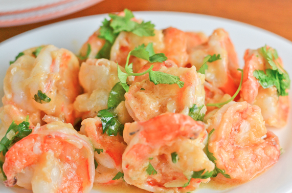 GourmetTableMia's tweet photo. Sometimes you just need to cilantro your life - Hawaiian Garlic Shrimp  #FoodPorn http://t.co/TqlHi1s99m http://t.co/RCgzjJ0iWN