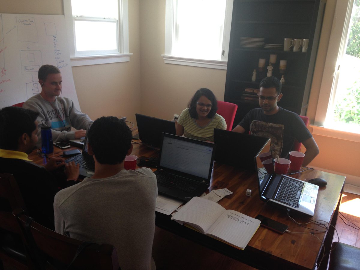 KnoxPayments's tweet photo. Summer interns hard at work!
#KnoxRocks http://t.co/3vs3QnbvNL