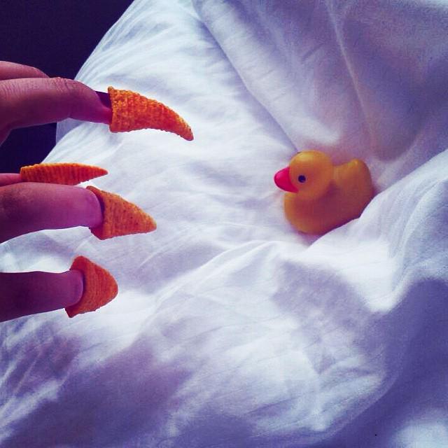 le_Horst's tweet photo. when u wanna go to #bed and a #wild #monster appears! a #nightmare.

#naknak 
#rubberduck #rubberducky #rubberducki… http://t.co/mmHzpOp9LX