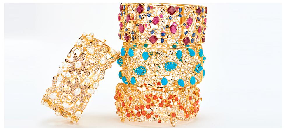 RajJewels's tweet image. #JewelryBlog explores concept of color with Nitu Huda, NY's Indian fashion clothing ensemble:bit.ly/1IFPEuI