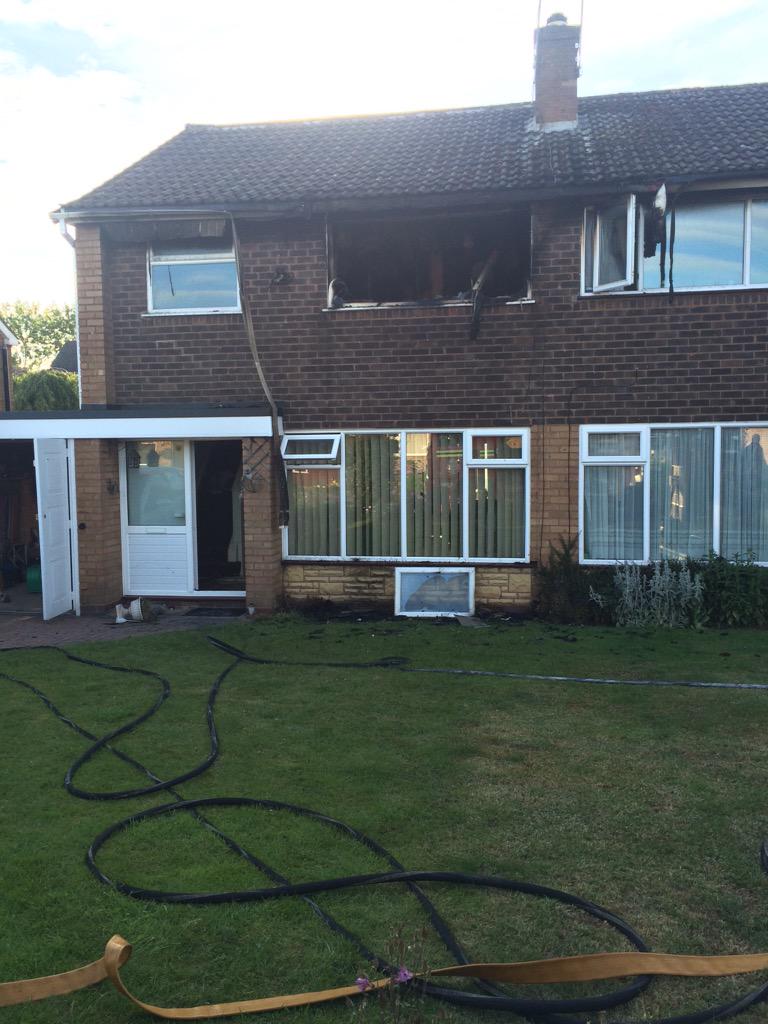WMFSStourbridge's tweet photo. Severe house fire in Hagley all persons accounted for 4 BA and 2 hosereel jets in attendance at incident in 5m 20secs http://t.co/LrTxXyty6l