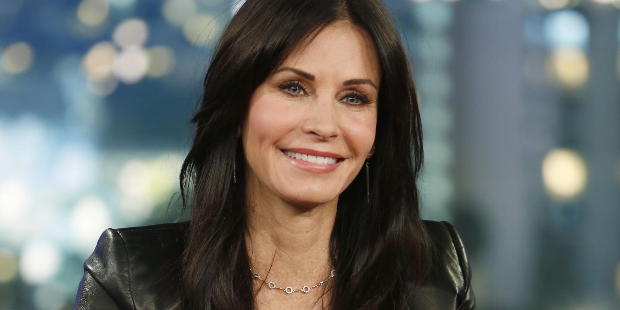 Happy 51st birthday to Courteney Cox today! 
