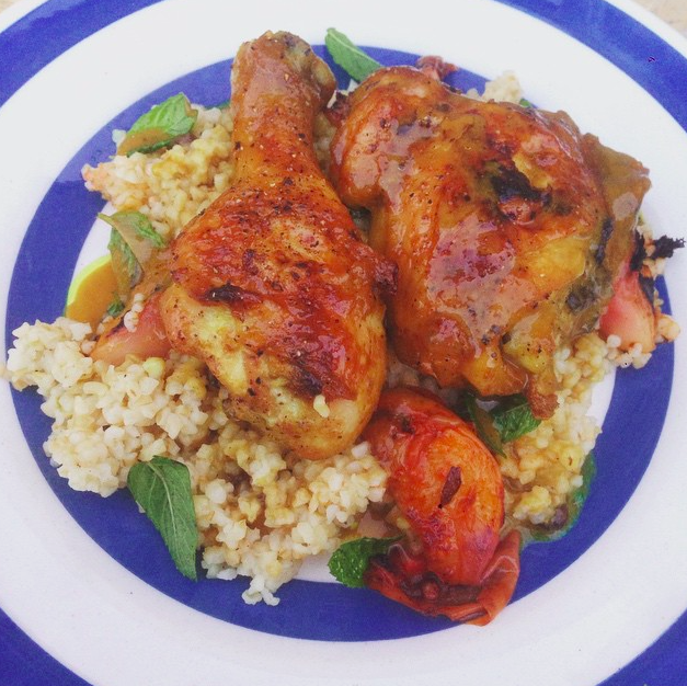 phil_o_smith's tweet photo. Israeli #Chicken, #Harissa-Griddled Peaches, Bulgar Wheat and Mint - @DianaHenryFood @try_this_for #SundaySupper http://t.co/k7SU8RZjTD