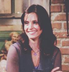 Happy birthday Courteney Cox (Mônica Geller), which gets more beautiful day 