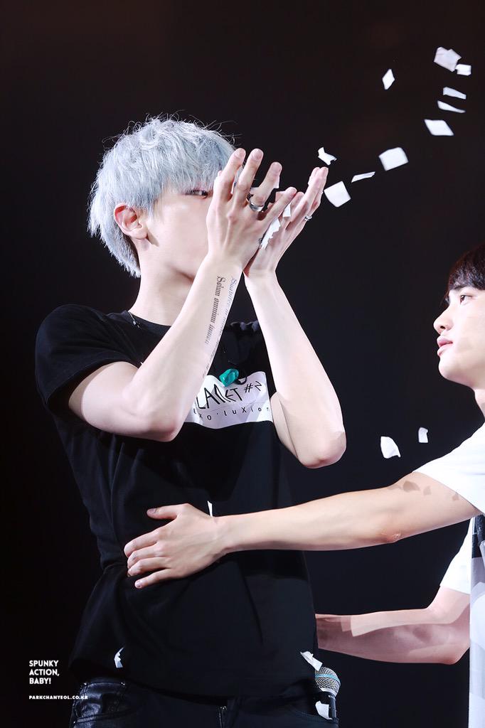 EXOGlobal's tweet photo. [HQ] 150613 Chanyeol @ TEL in Taipei Cr: SAB 
https://t.co/D0FFmEirP8
https://t.co/cdYz08icey
https://t.co/F4Dt5y6g84 http://t.co/LX6790hEpV