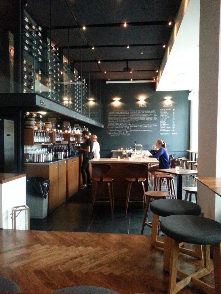 RebeccaAMills's tweet photo. Tasting Turkey @ArdesiaWineBar, one of my favorite spots #wine http://t.co/aResr3TKrk