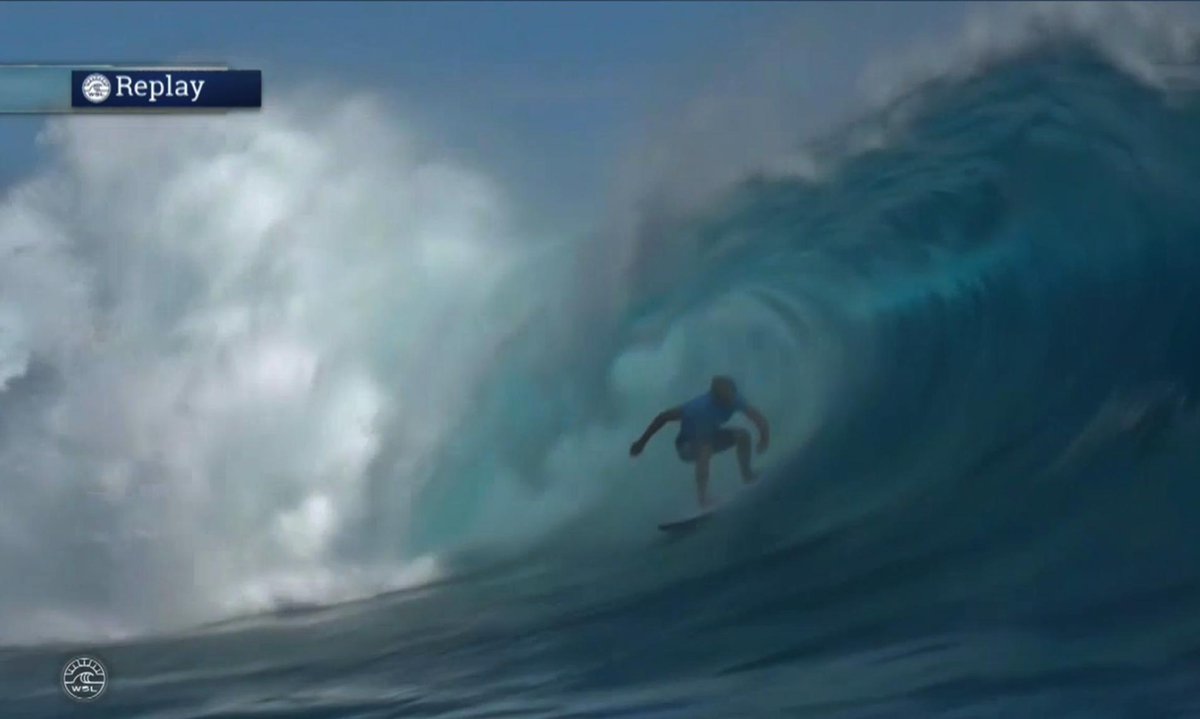 And thats another perfect heat for @RealOwenWright. Just wow. #FijiPro bit.ly/FijiLIVE