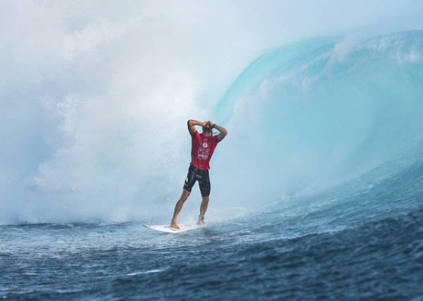 advntrsn's tweet image. WATCH: Best waves of #FijiPro 2015. Congrats to Owen Wright! @RealOwenWright #PerfectHeat grnd.tv/pGPxZU