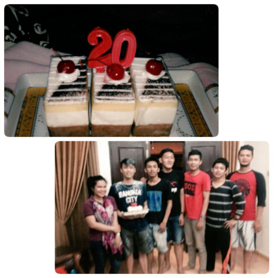 dev_septiani's tweet photo. HBD agil http://t.co/nuPmbtfxuA