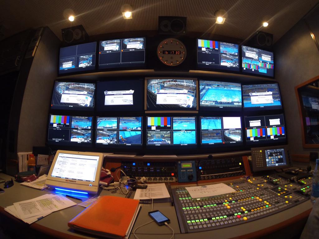 InfoWbstv's tweet photo. That's our view for the next 2 weeks. Having done synchro swimming, from tomorrow will be directing diving at Baku! http://t.co/uXh9kDHC0Q