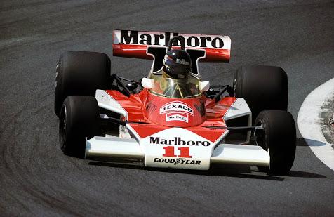 arrow_racing's tweet photo. #UnDiaComoHoy de 1993 fallece el piloto británico James Hunt #F1 http://t.co/Lg5B10BgVT