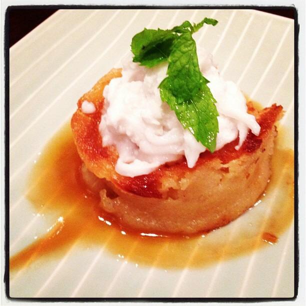 KainTayoDito's tweet photo. Fely J'a Kitchen Cassava Cake! 9 stars #foodporn http://t.co/x9UBgk5CKa