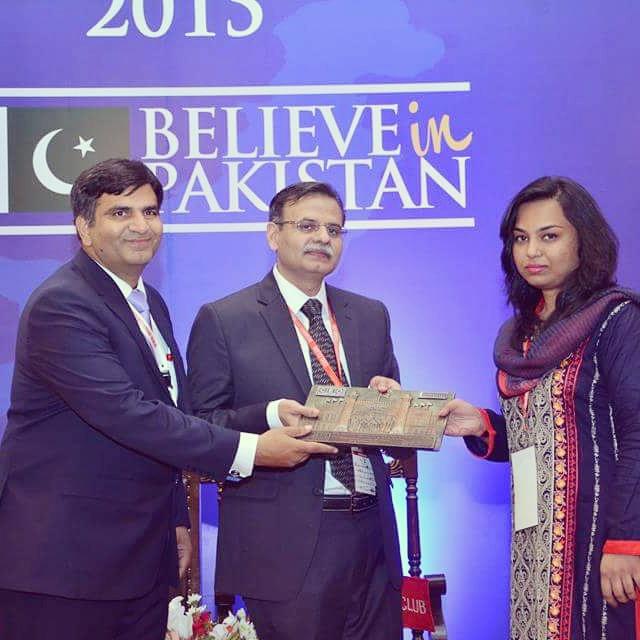 IBITIAN's tweet photo. Thanks to @IjazNisar and @Sajjadkirmani  for appreciating me n giving me award. #CEOSummitAsia15 #BelieveInPakistan http://t.co/CYiDEvKsYF