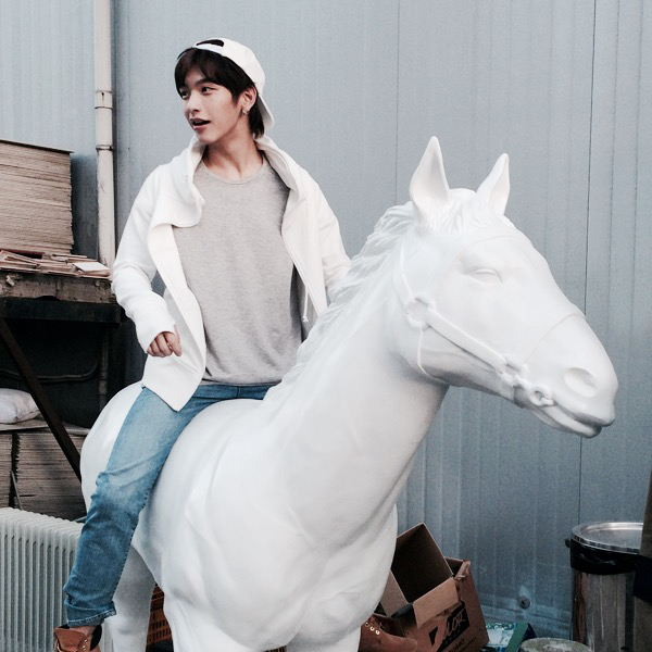 NFlyingThai's tweet photo. [Facebook] 150616 #NFlying #NFlyingDailyPic #Seunghyub #Kwangjin #Chahun #Jaehyun http://t.co/4uNWg7NkBK
