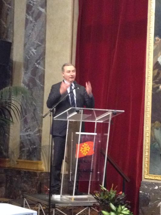 Le maire <a href="/jlmoudenc/">Jean-Luc Moudenc</a> lance <a href="/Toulouseatable/">Toulouse à Table!</a> 2015