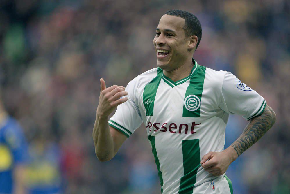 وصفت صحيفة voetbalzone الهولندية أن تجارون شيري أبدى موافقته للانتقال للنادي الأهلي السعودي