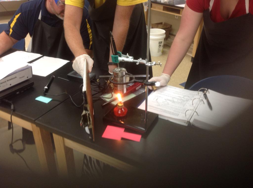TimRay_AgEd's tweet photo. Measuring heat output at CASE APT At TSU #caseapt2015 #case4learning http://t.co/btKaJIALn1