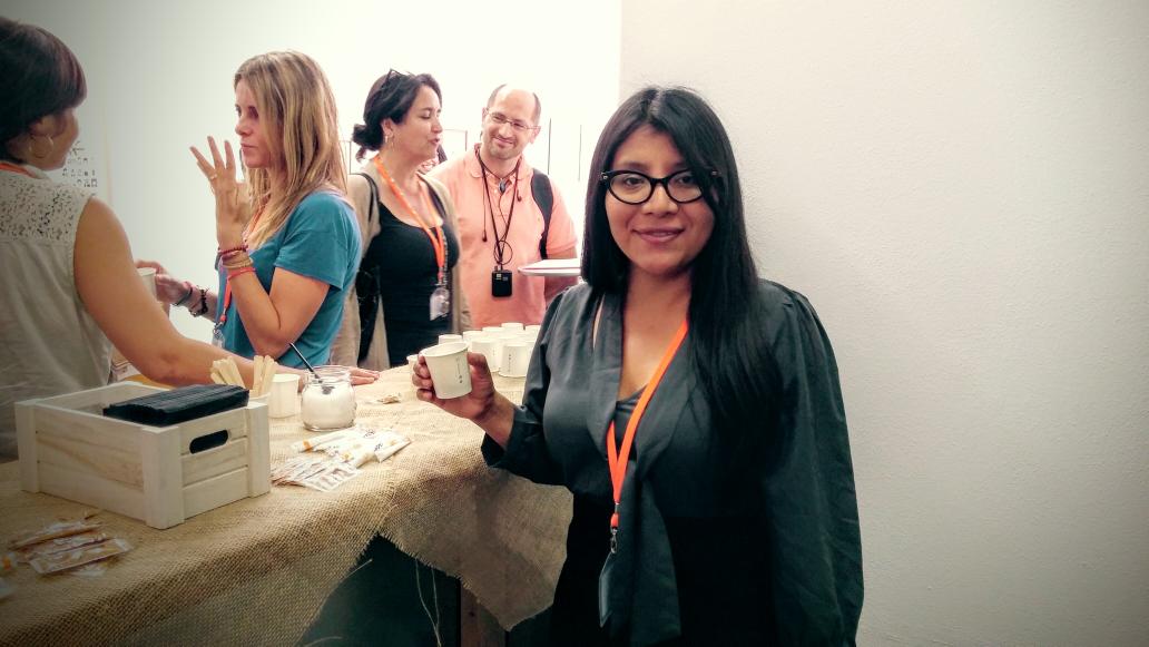 xvr_alexander's tweet photo. Intenso aroma de @CafePetronila @espailamagrana en la jornada de @cowopy en #Valls http://t.co/9wJjHsGUnp