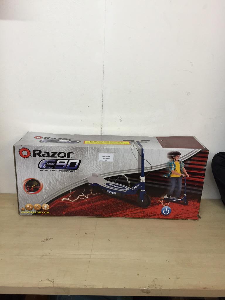 Chimp Auction tweet media