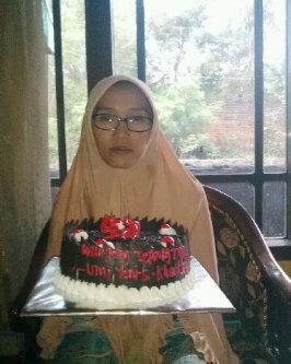 Wilujeng Umi:) kalian <a href="/Awi_Buhun/">Awi Buana Hanjuang</a>  dapet salam dari ini nih hihi