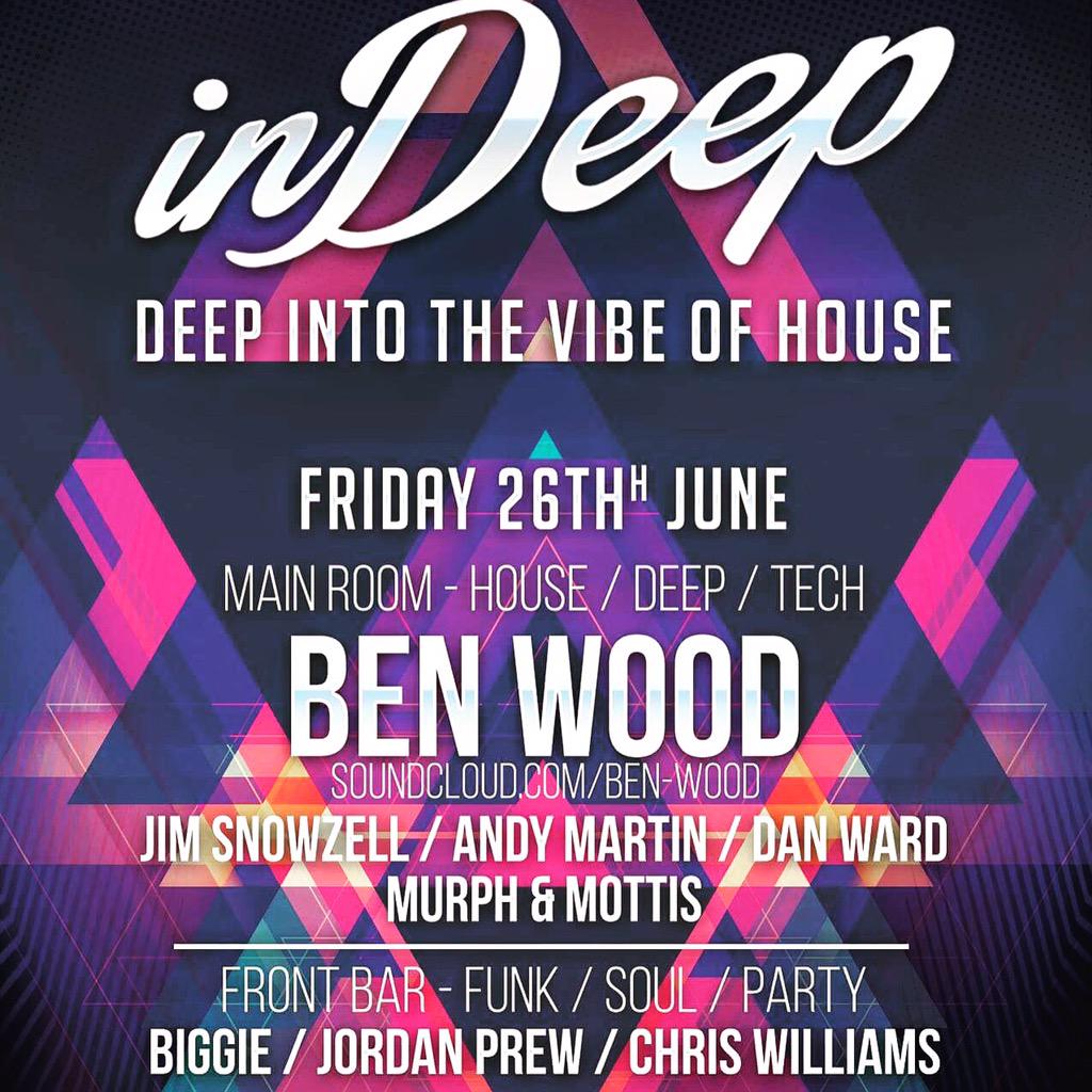 Saxtys's tweet photo. #Friday #hereford #deepintothevibeofhouse @jimsnowzell @indeep212 @Danward012 @MurphandMottis @jordanprew #house http://t.co/h728qhNNGK