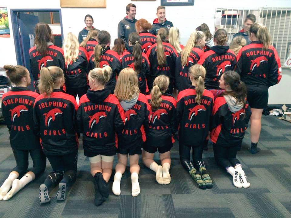 Dayna_Smith22's tweet photo. Thanks Saints for the jackets and coming down to Dolphins @YouthGirls training. Peta is an inspiration for females http://t.co/fj5RL8GQLT