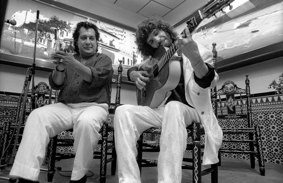 #FelizMartes! Porque la flamencura no tiene cura! va por ustedes! os esperamos desde el jueves!!