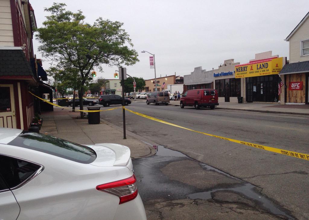 LBNYProblems's tweet photo. A man was shot last night between Virginia and Wyoming Ave in the west end. #LongBeachProblems #HeardItHereFirst http://t.co/2q5aPaZ9Ou