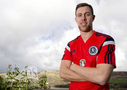 Happy Birthday to former and defender Steven Whittaker. Enjoy the . 