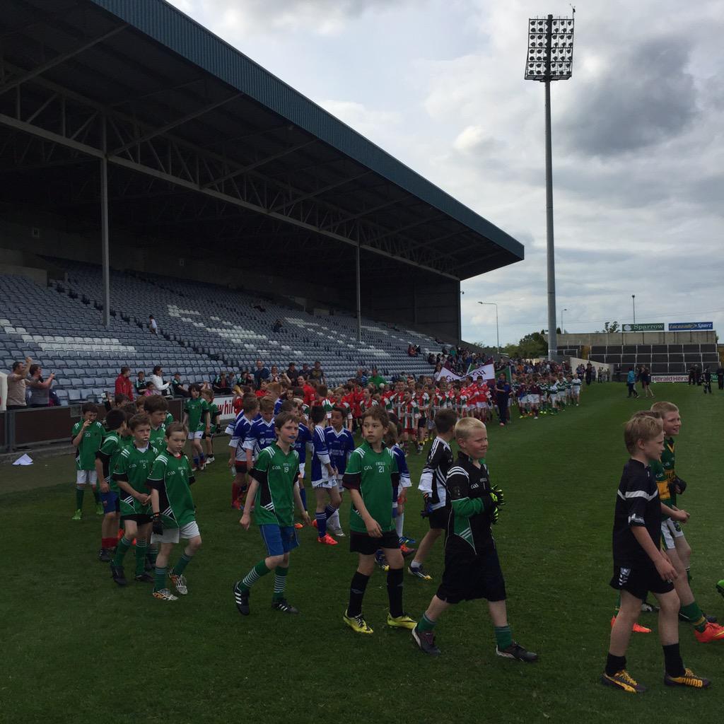 LaoisCoaching's tweet photo. Great night last night in OMP. Get out next Monday and support the hurling night #futurestars http://t.co/Q8B6MqJZHY