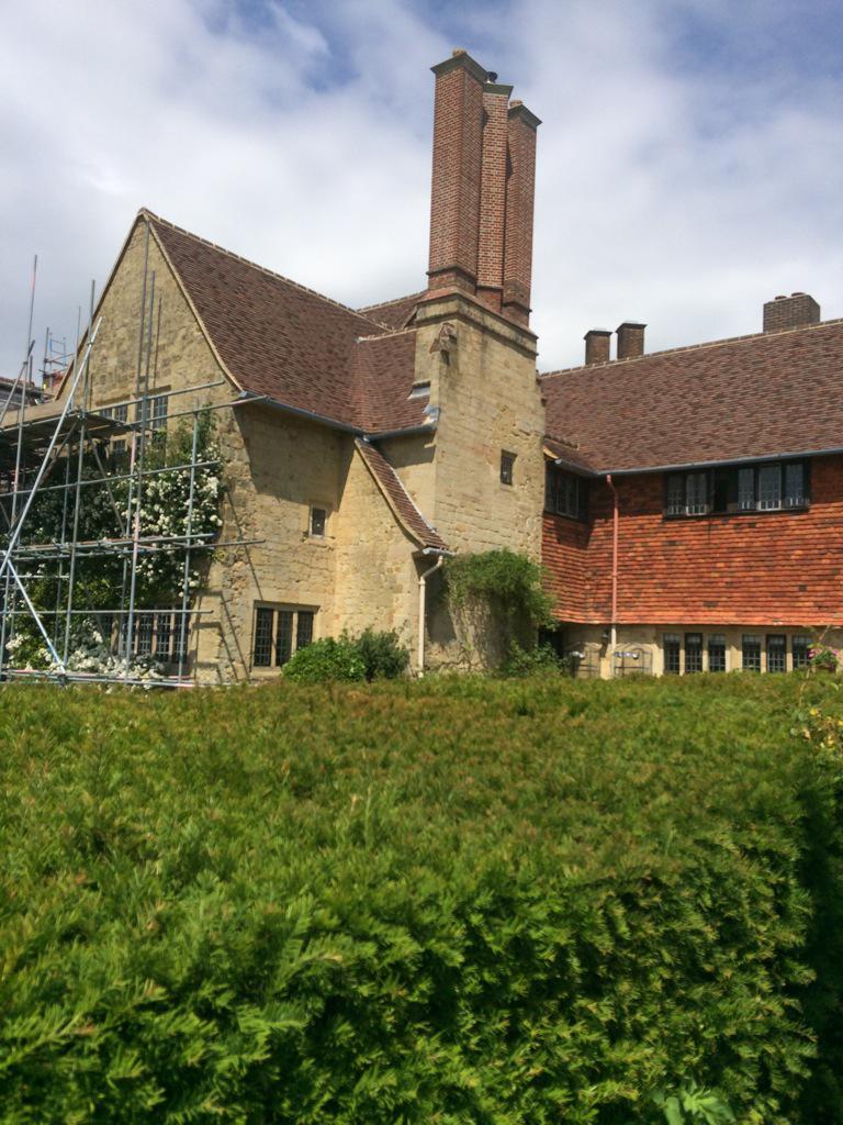 Group Construction tweet media