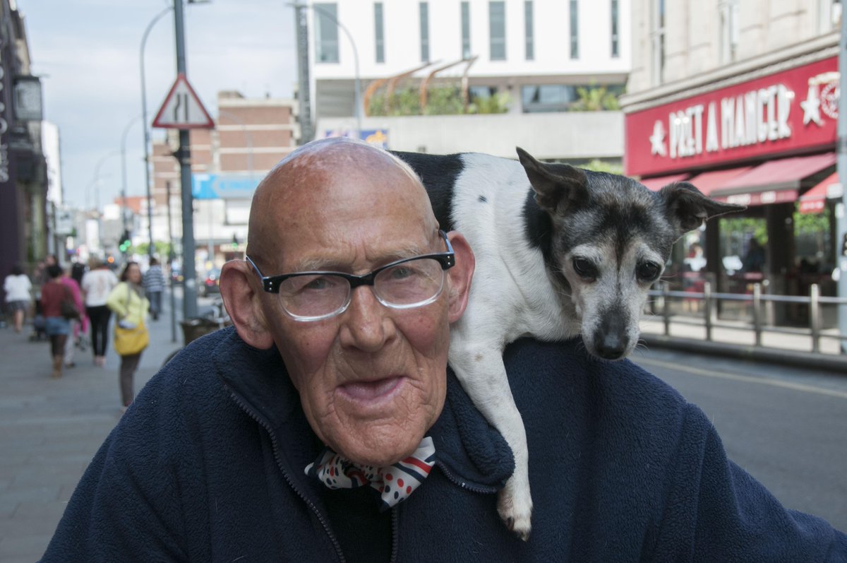 #locals #love 4 #dogs reaches new heights in #hammersmith #w6 keepthingslocal.com <a href="/keepthingslocal/">Keep Things Local</a> <a href="/brackenburyw6/">Brackenbury Village</a>