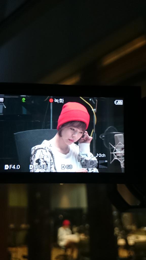 [OTHER][06-02-2015]Hình ảnh mới nhất từ DJ Sunny tại Radio MBC FM4U - "FM Date" - Page 18 CHnsp2uUsAAuNXH