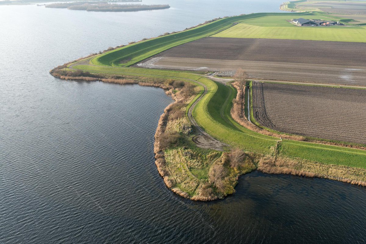 EuroGeosciences's tweet image. EGU news for kids: Floods as war weapons egu.eu/4OYLHP #PlanetPress #education Pic: Rijkswaterstaat