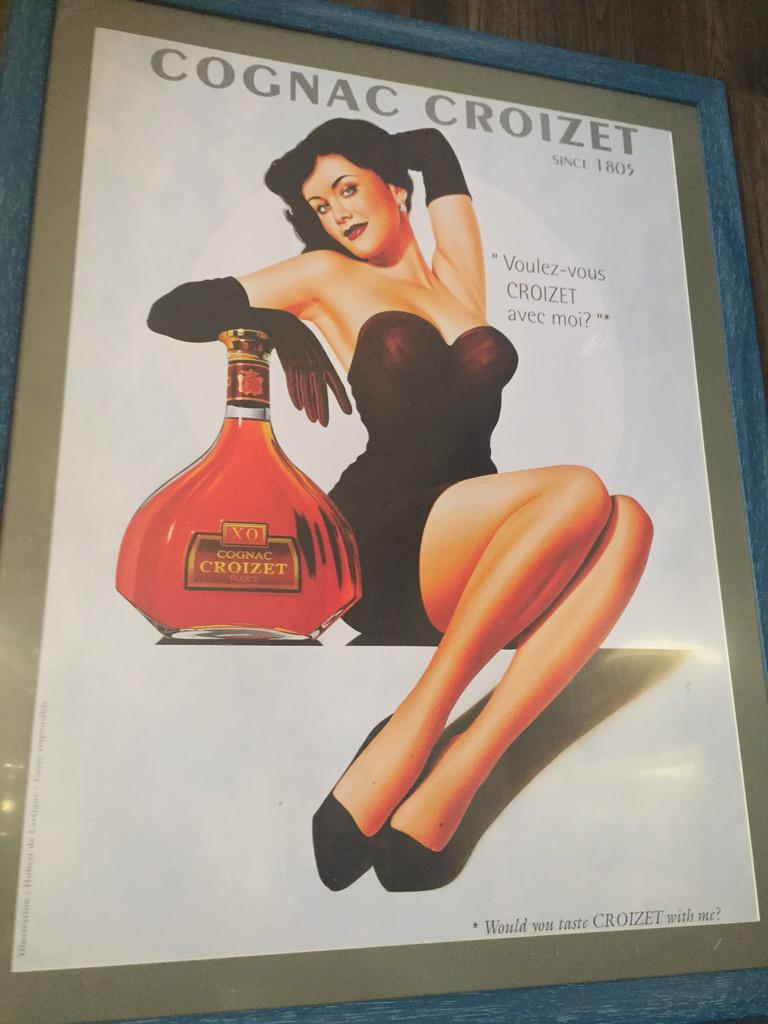 AudioProstitute's tweet image. Two things we like a lot = cognac and girls? No. French and gloves #pinup #kidding #welovecognac&amp;amp;girls #OurMotto #djs