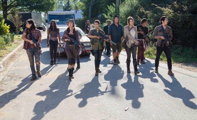 'THE WALKING DEAD' and 'FEAR THE WALKING DEAD' SDCC Panel and Autograph Times Revealed comicbook.com/2015/06/16/the…