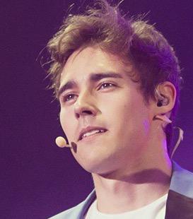 tiniscabello's tweet photo. Cadena de votos
etiqueta a diez personas da RT y haz lo mismo
#JorgeBlanco #KCAMÉXICO http://t.co/fY4mG3noNv