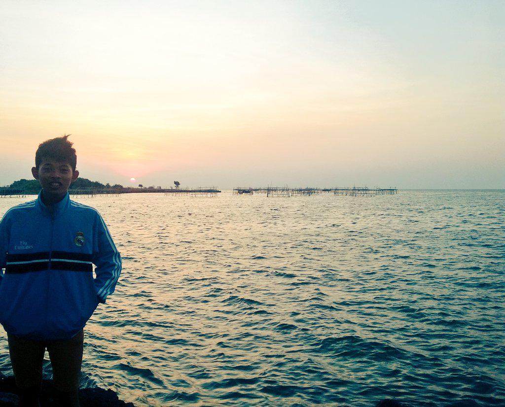 androfaiqp's tweet photo. @r_pansex marina 🚢 http://t.co/zMqR4UQvz5