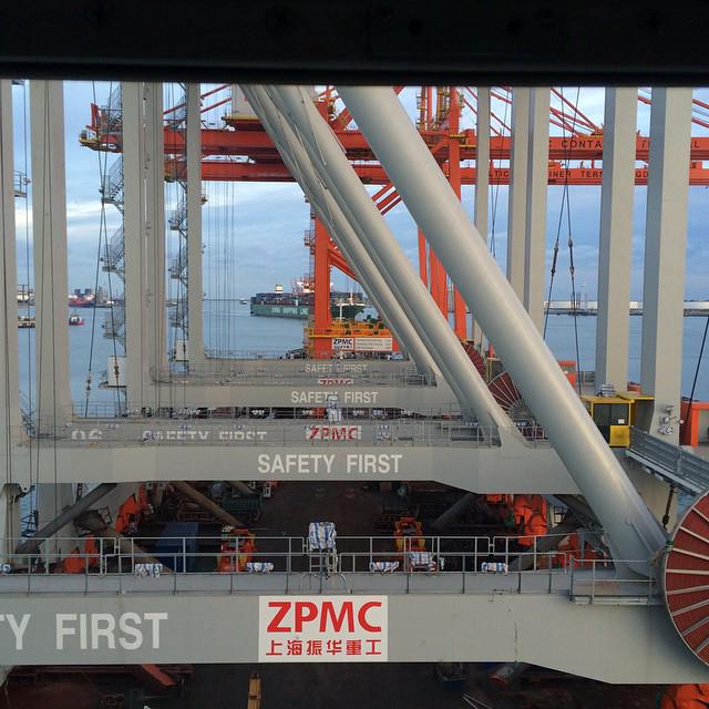 Het perspectief van loods Jacobsz: nog meer kranen voor <a href="/ECTRotterdam/">ECT Rotterdam</a> | #NLRTM nlrtm.nl/nog-meer-krane… via <a href="/NL_RTM/">NLRTM</a>